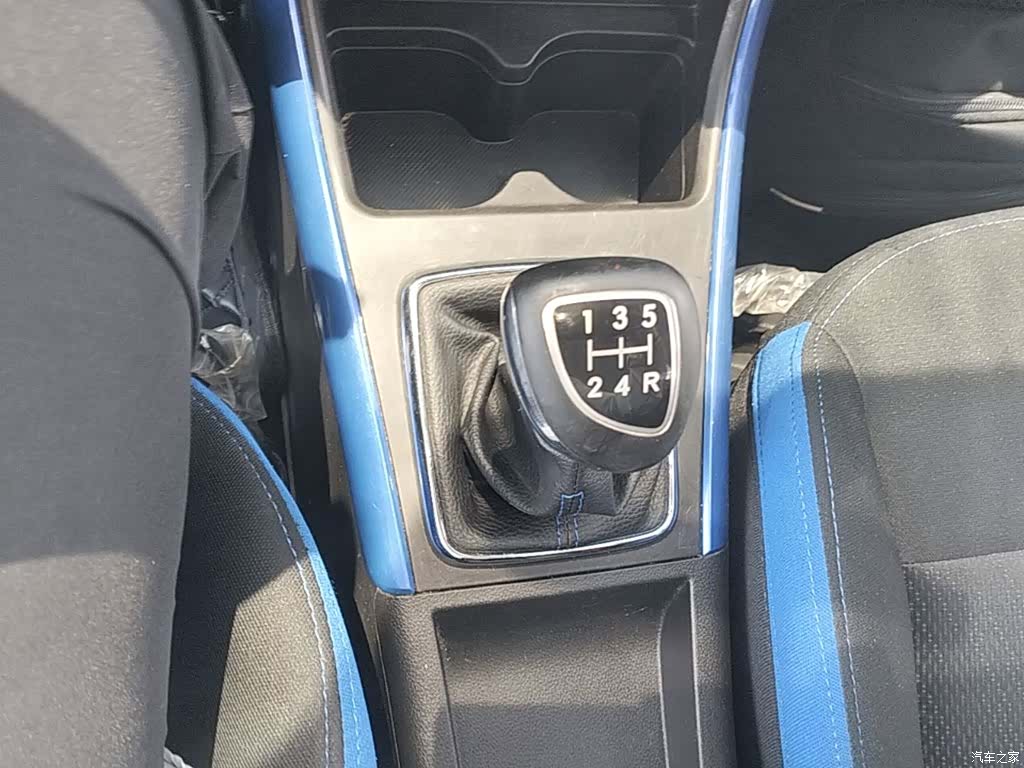 BAIC Q25, 2018 14