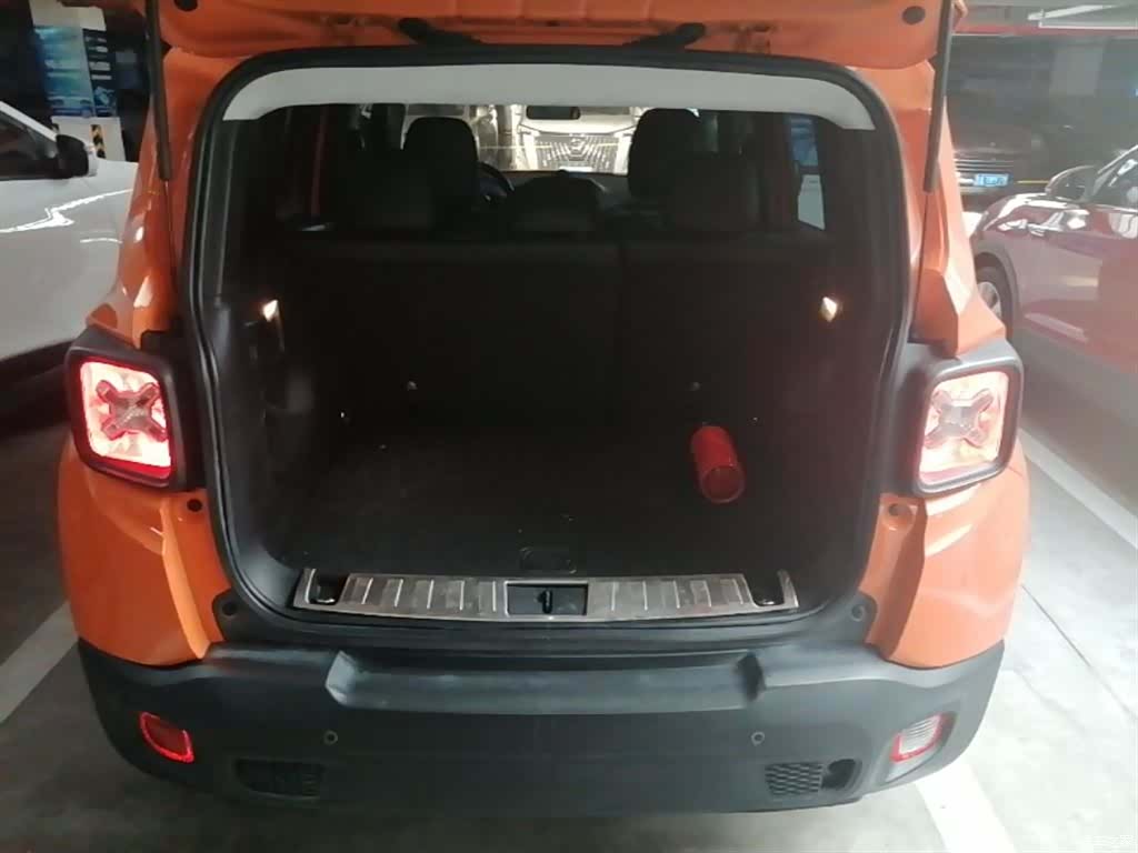 Jeep Renegade, 2017 19