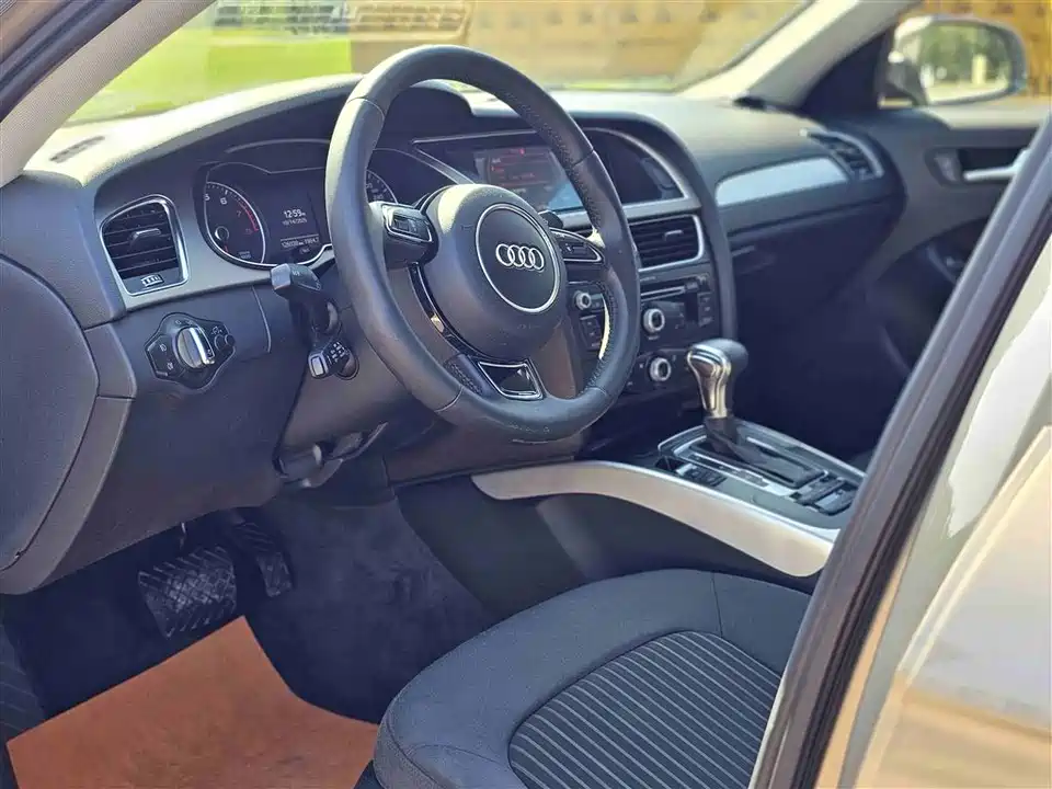 Audi A4L