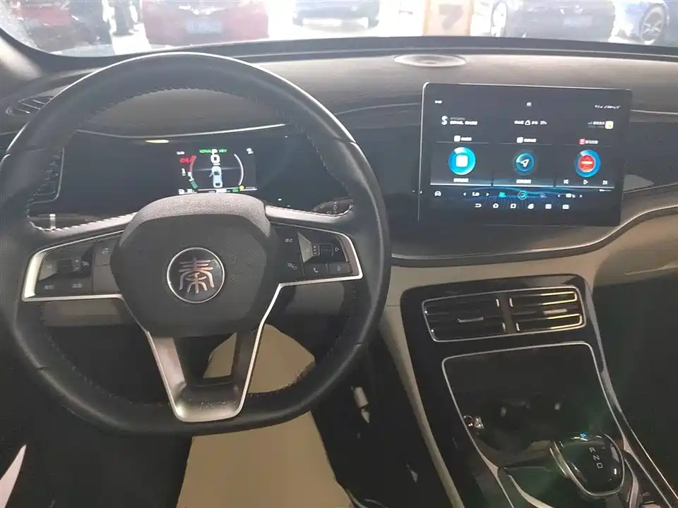BYD Qin Yuan BYD Qin Yuan