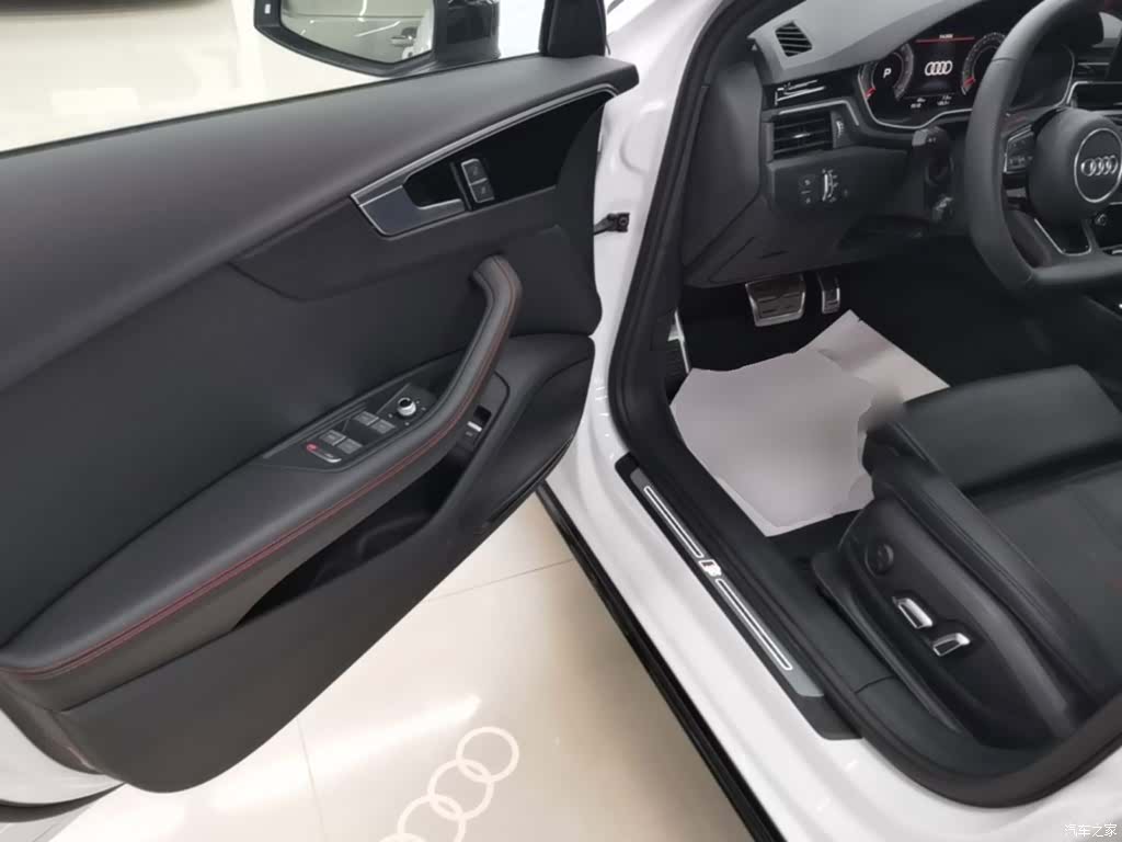 Audi A4L, 2026 16