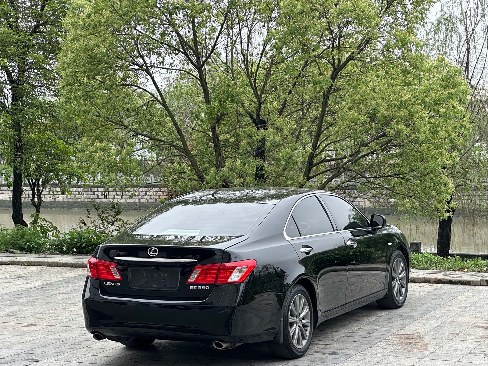 Lexus ES, 2009 4