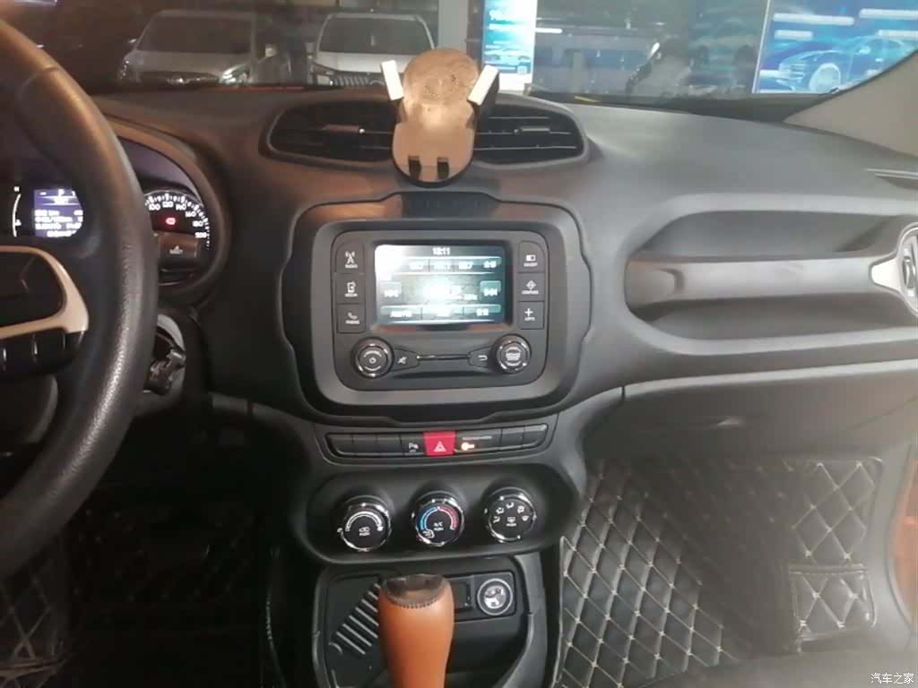 Jeep Renegade, 2017 13