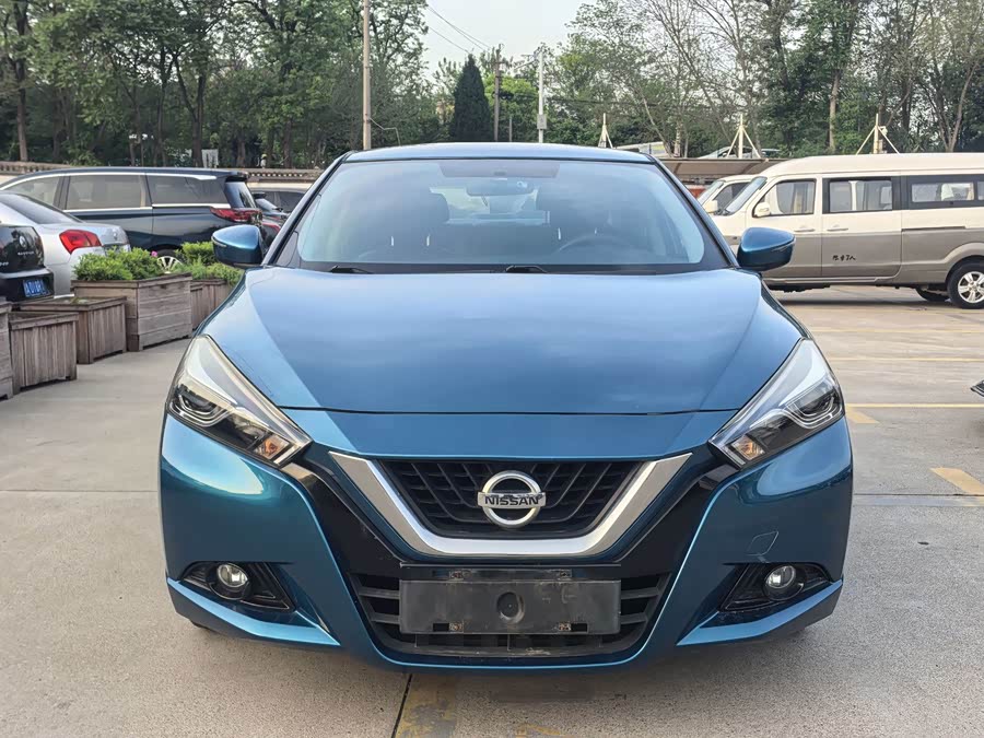 Nissan Bluebird 2017, фото 2