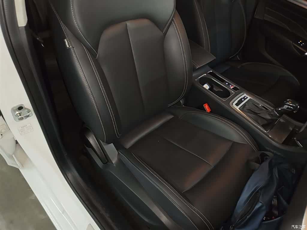 Roewe i6, 2017 25