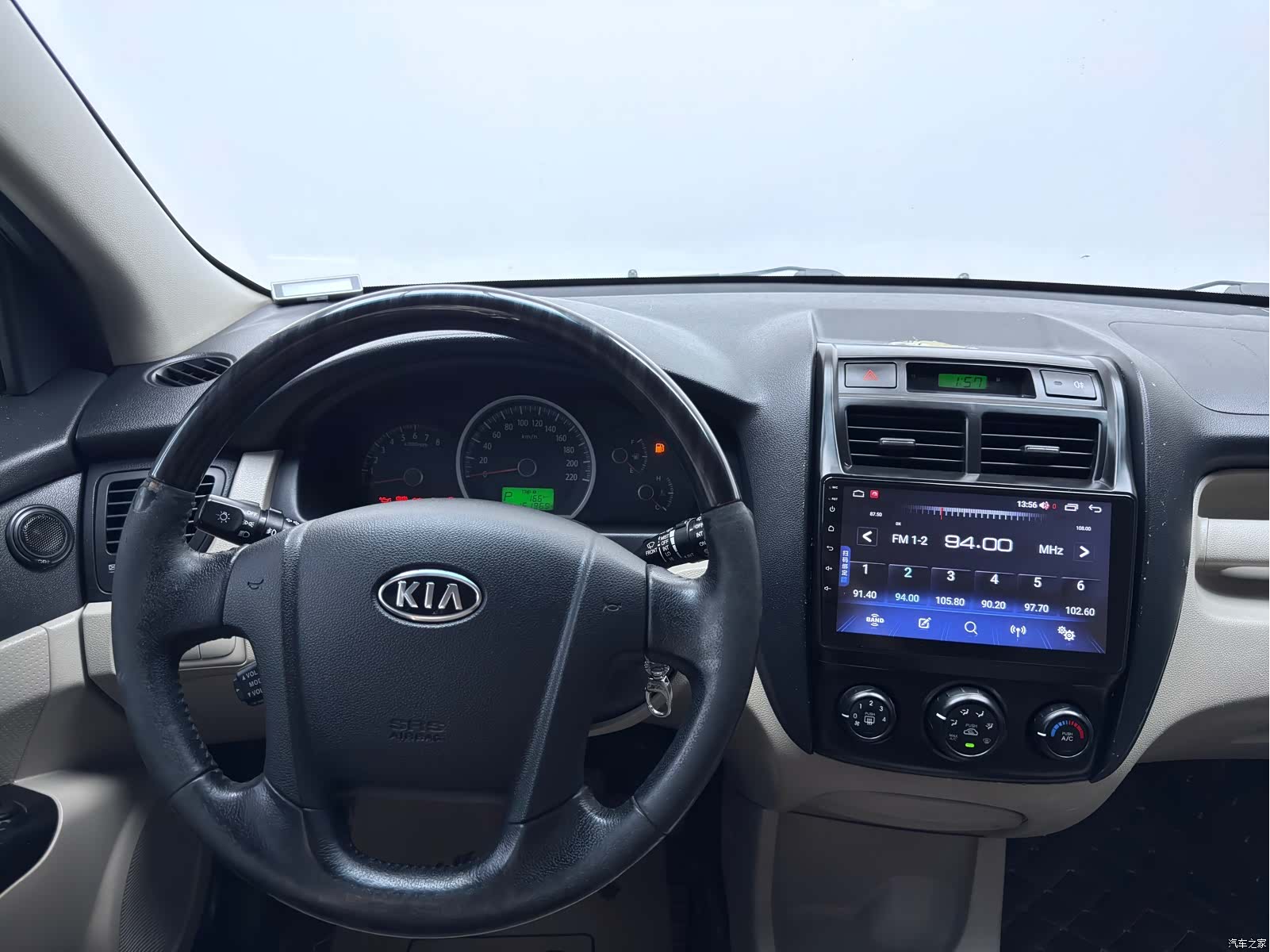 Kia GL, 2013 6