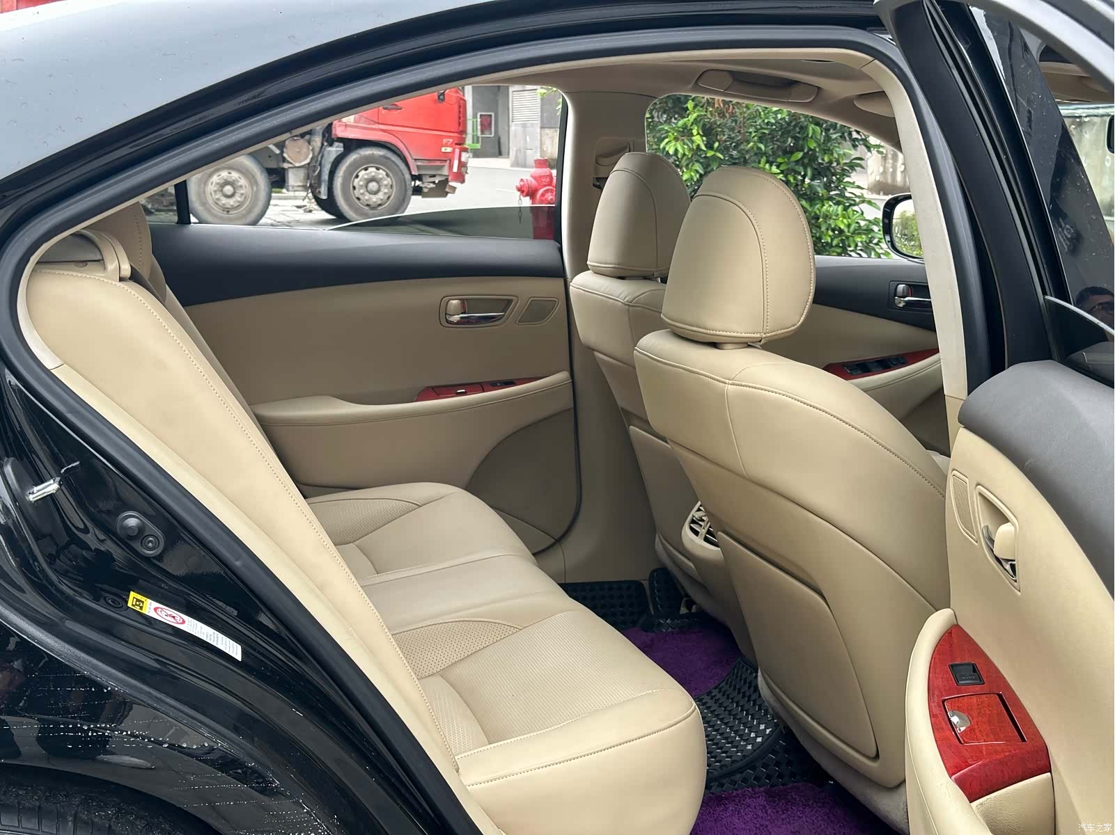 Lexus ES, 2009 11