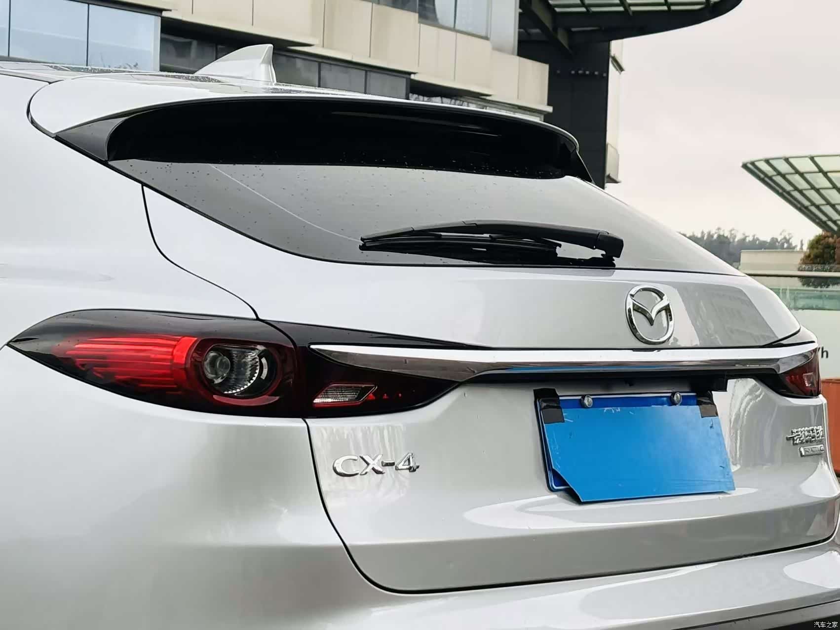 Mazda CX-4, 2022 9