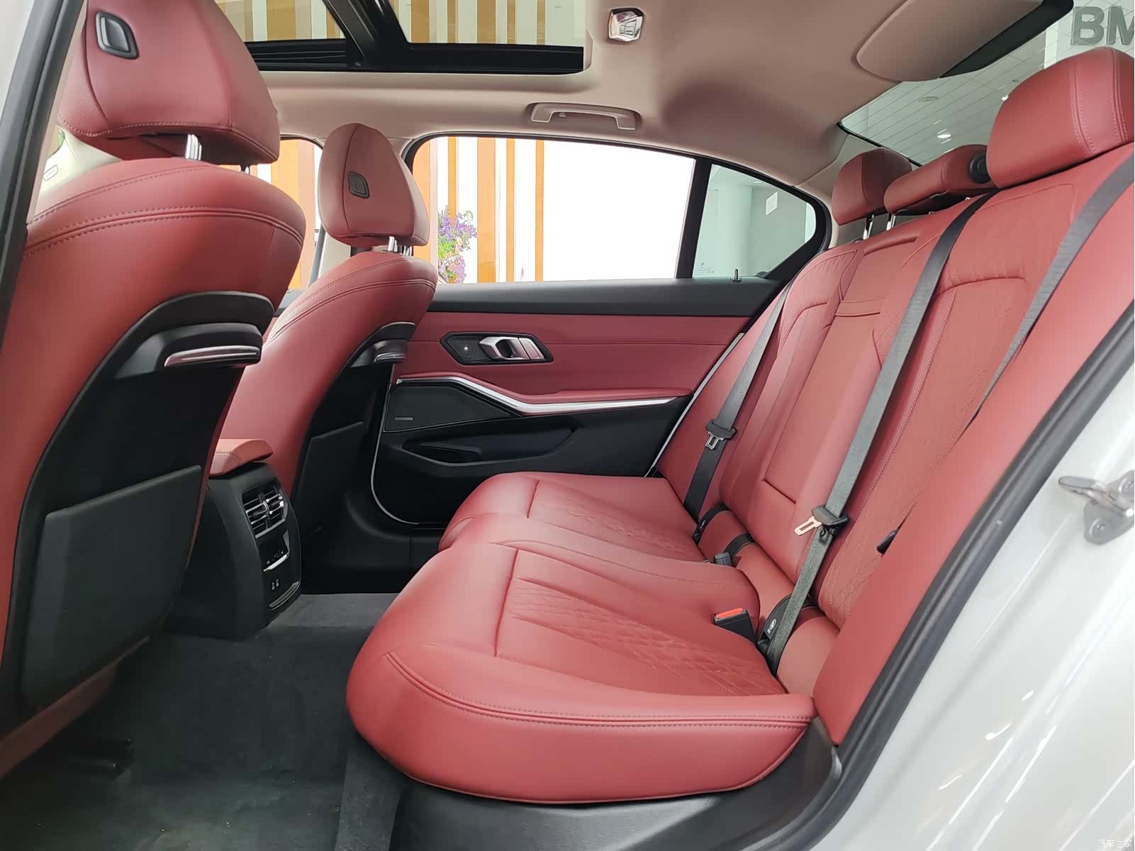 BMW 3 Series, 2022 9