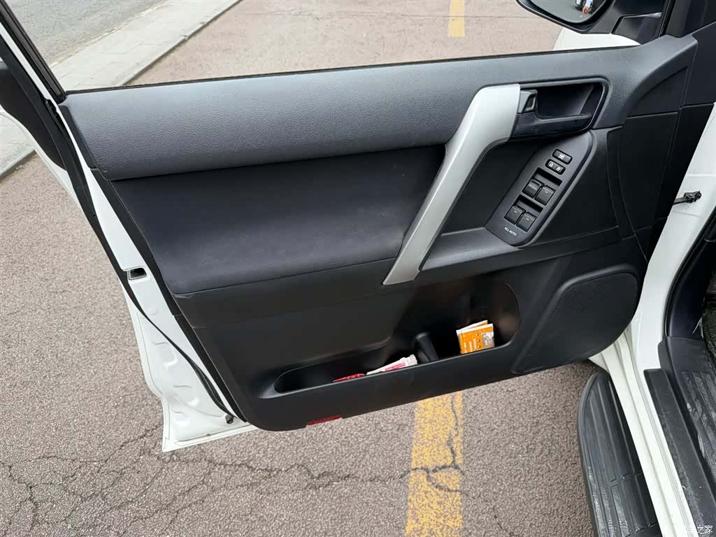 Toyota Prado, 2014 6