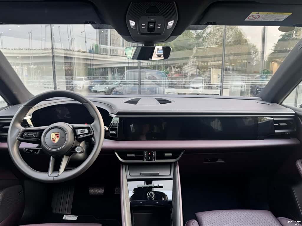 Porsche Macan, 2024 все фото