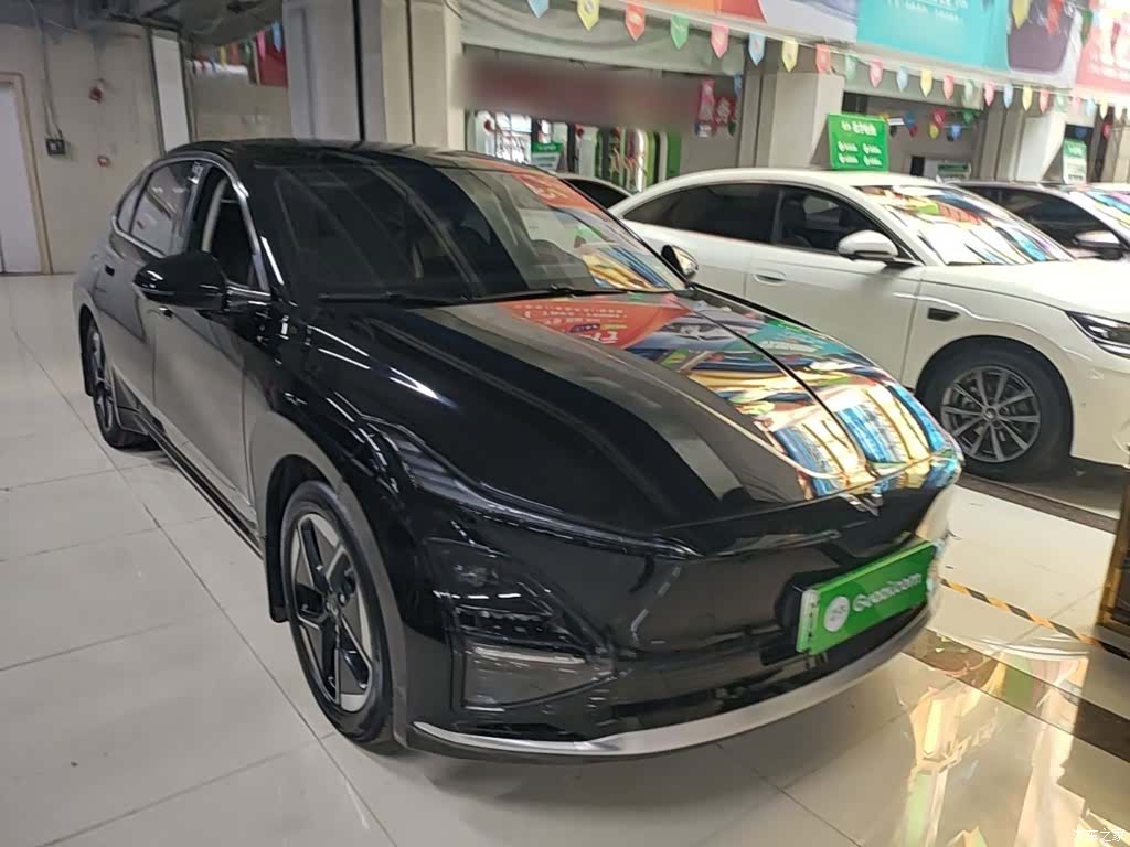 Wuling Starlight, 2024 4