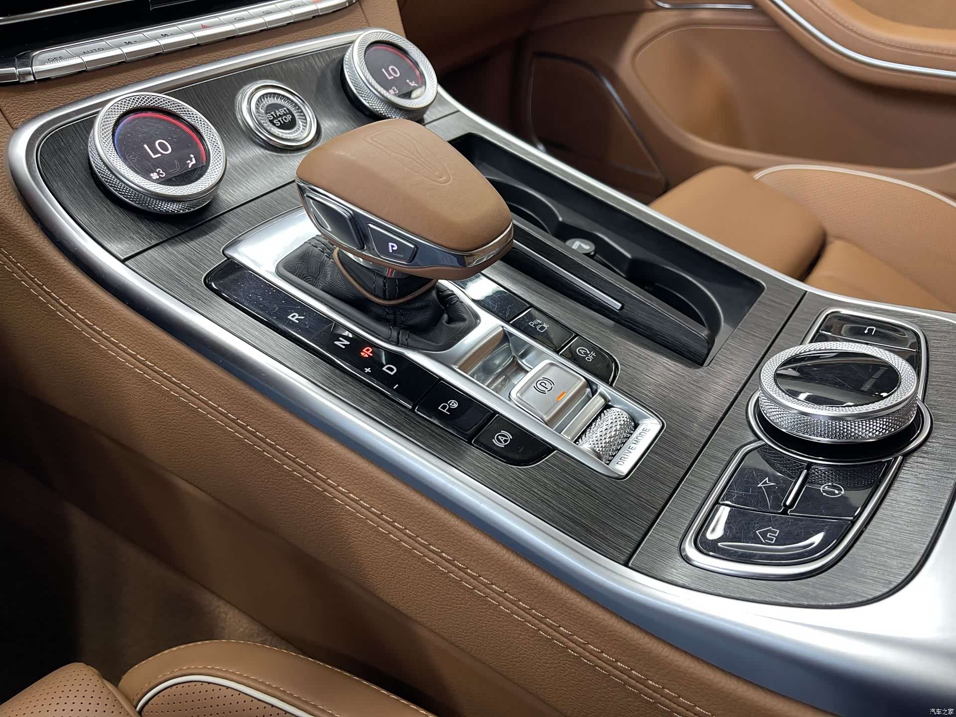 Hongqi H9, 2022 14
