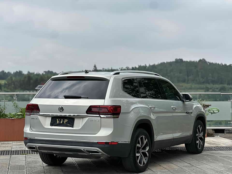 Volkswagen Tourang