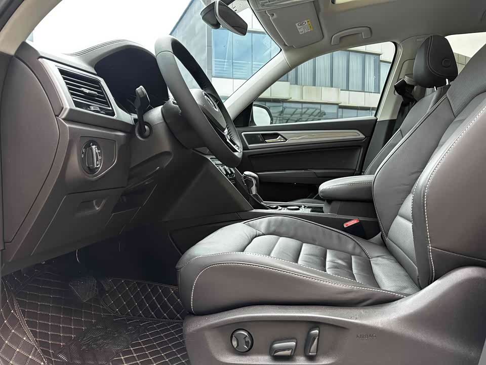 Volkswagen Tourang