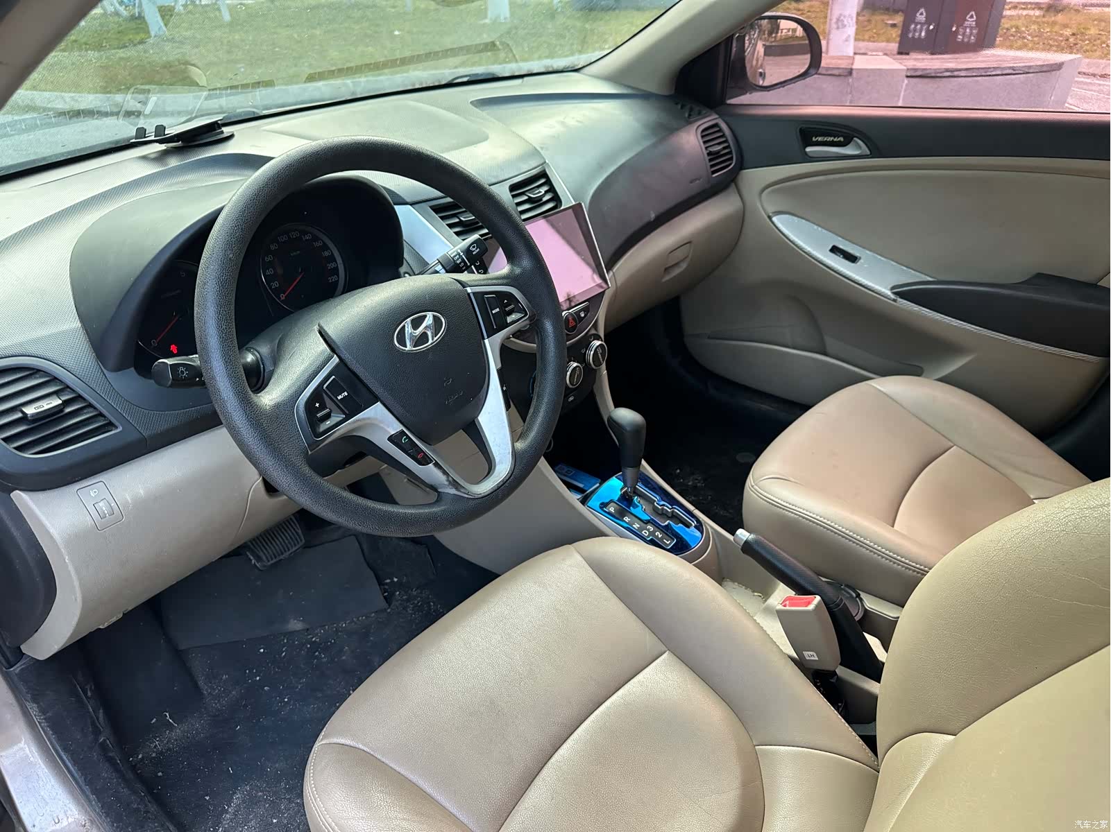 Hyundai GLX, 2016 14