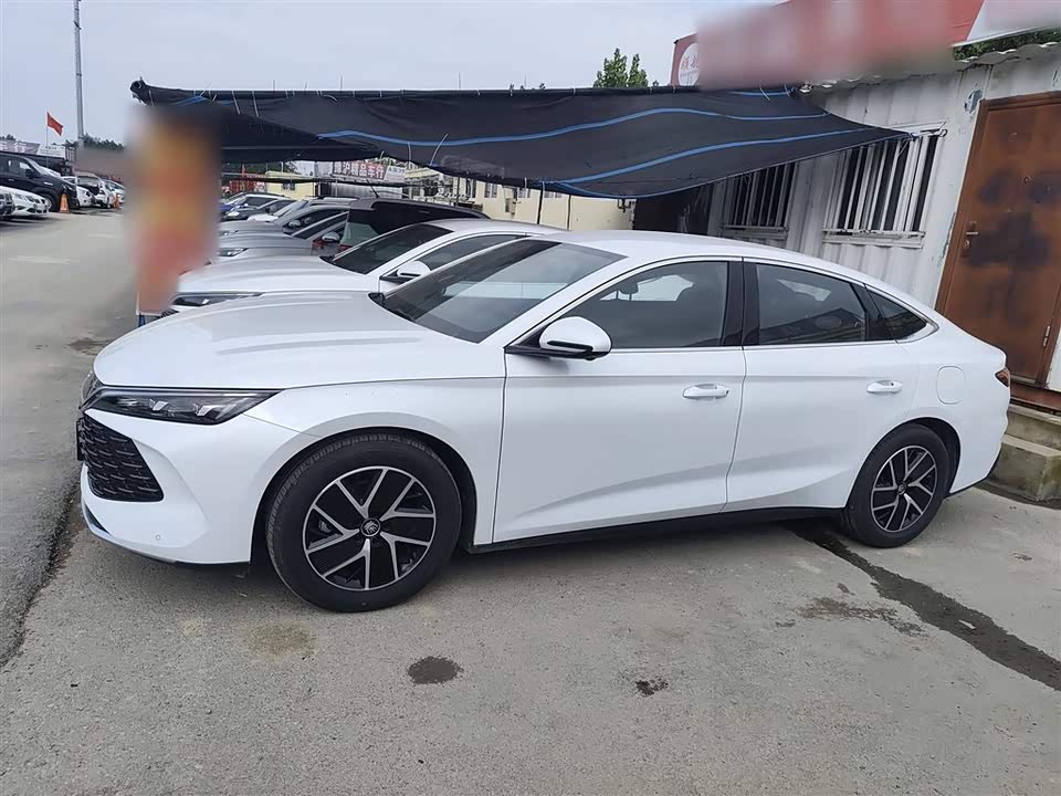 BYD Qin L BYD Qin L