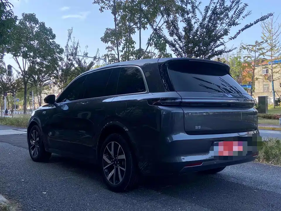 Li Auto Ideal L8