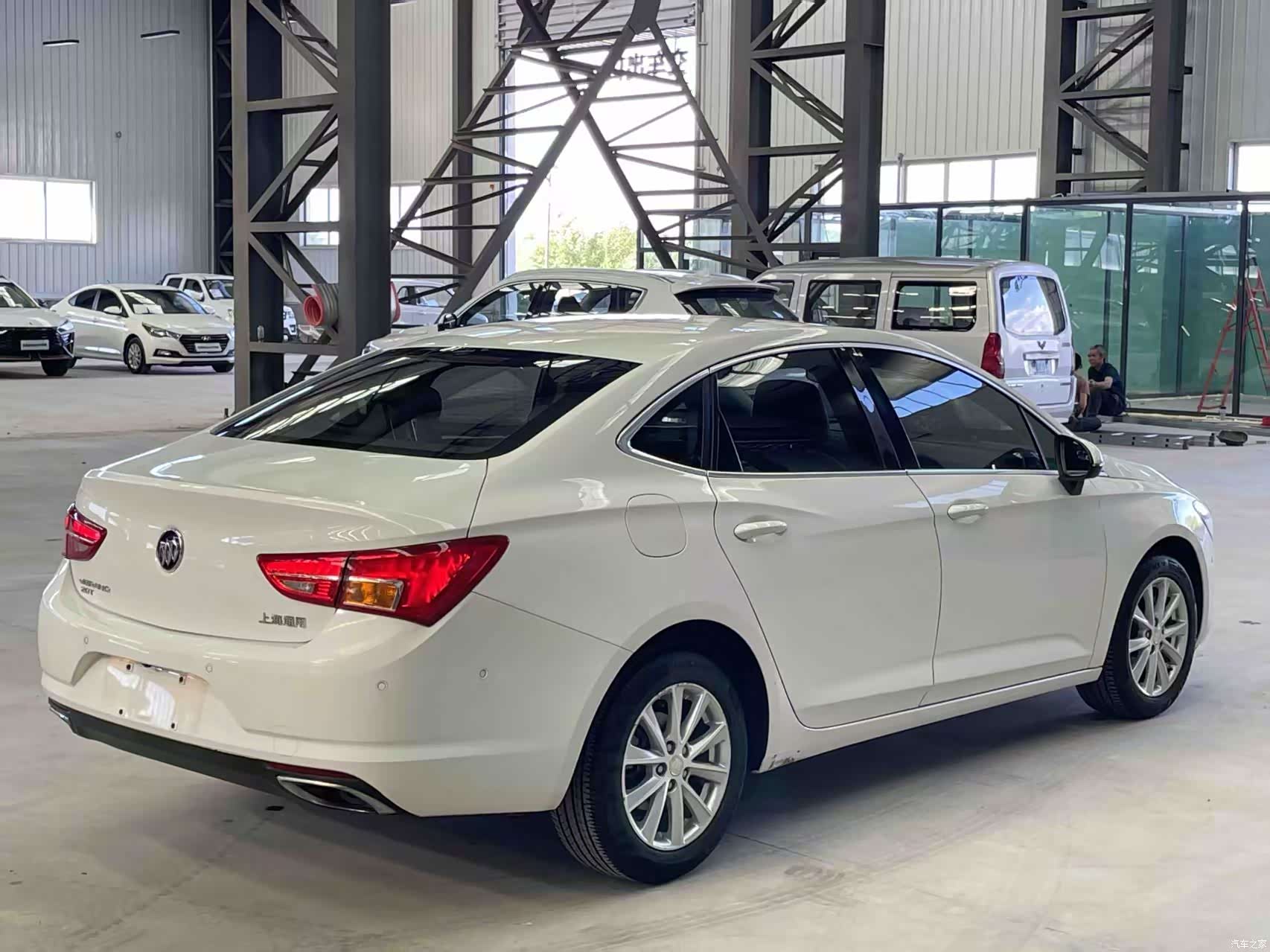 Buick Verano, 2015 4