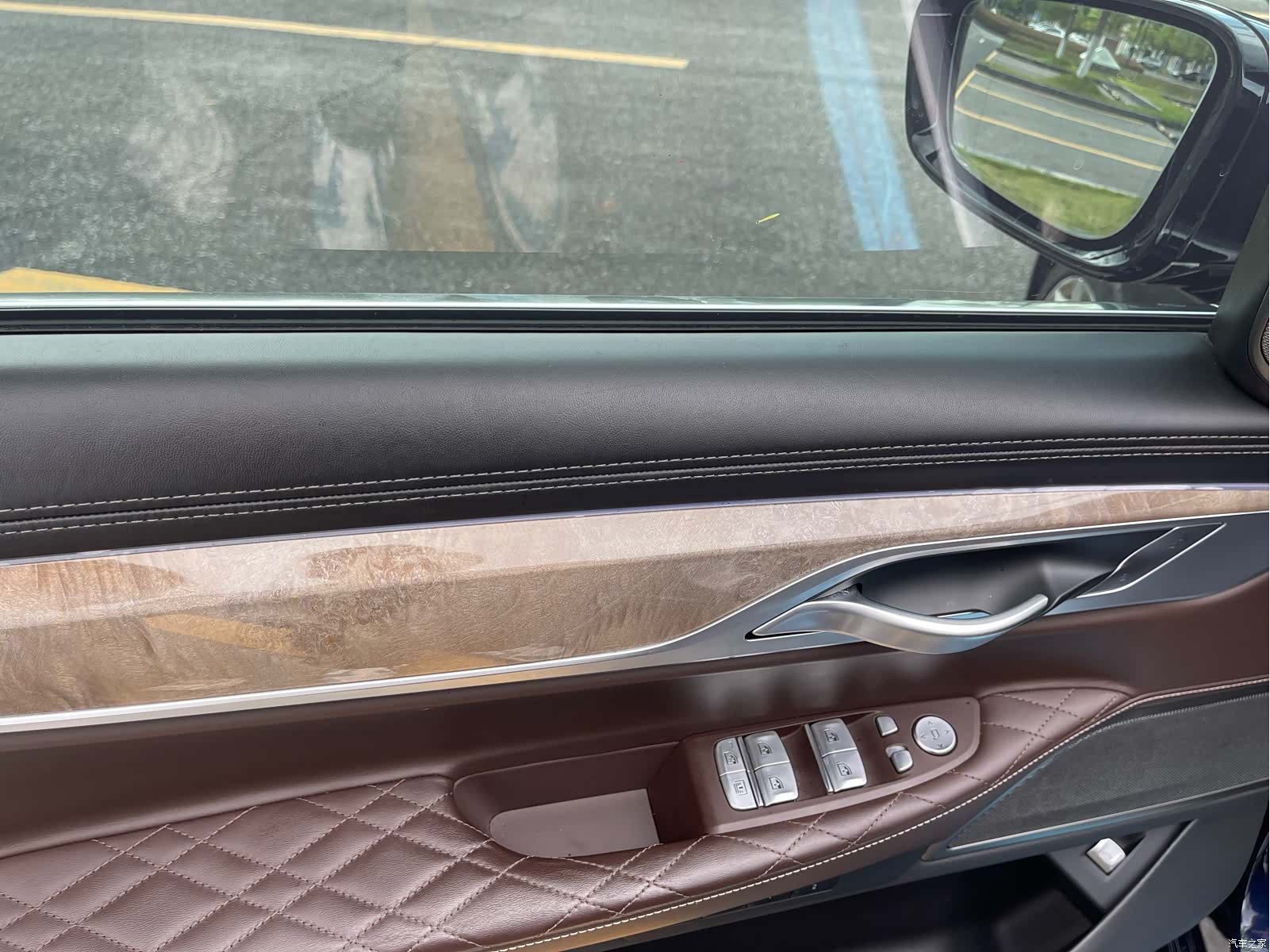 BMW 7 Series, 2021 24