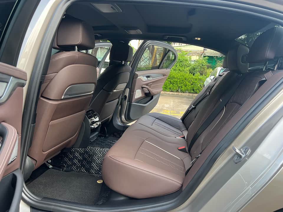 BMW 5 series BMW 5 series