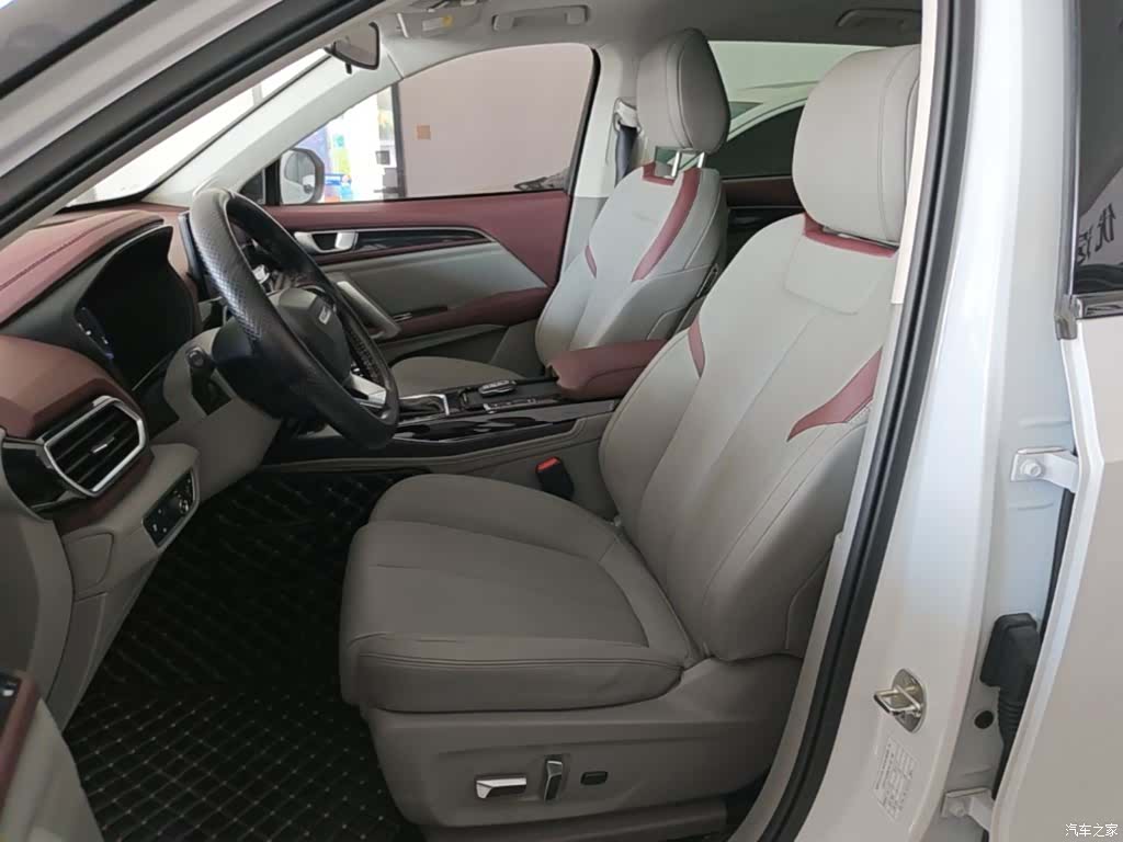 Wuling RS-5, 2020 15