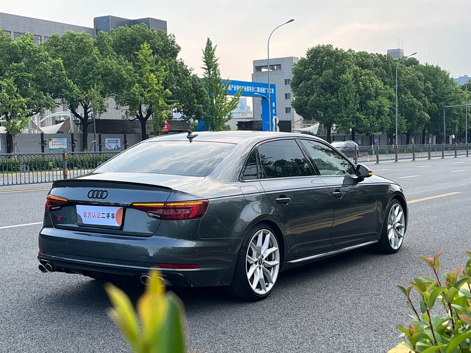 Audi A4L Audi A4L