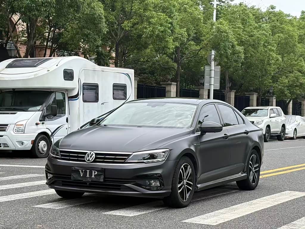 Volkswagen Lamando