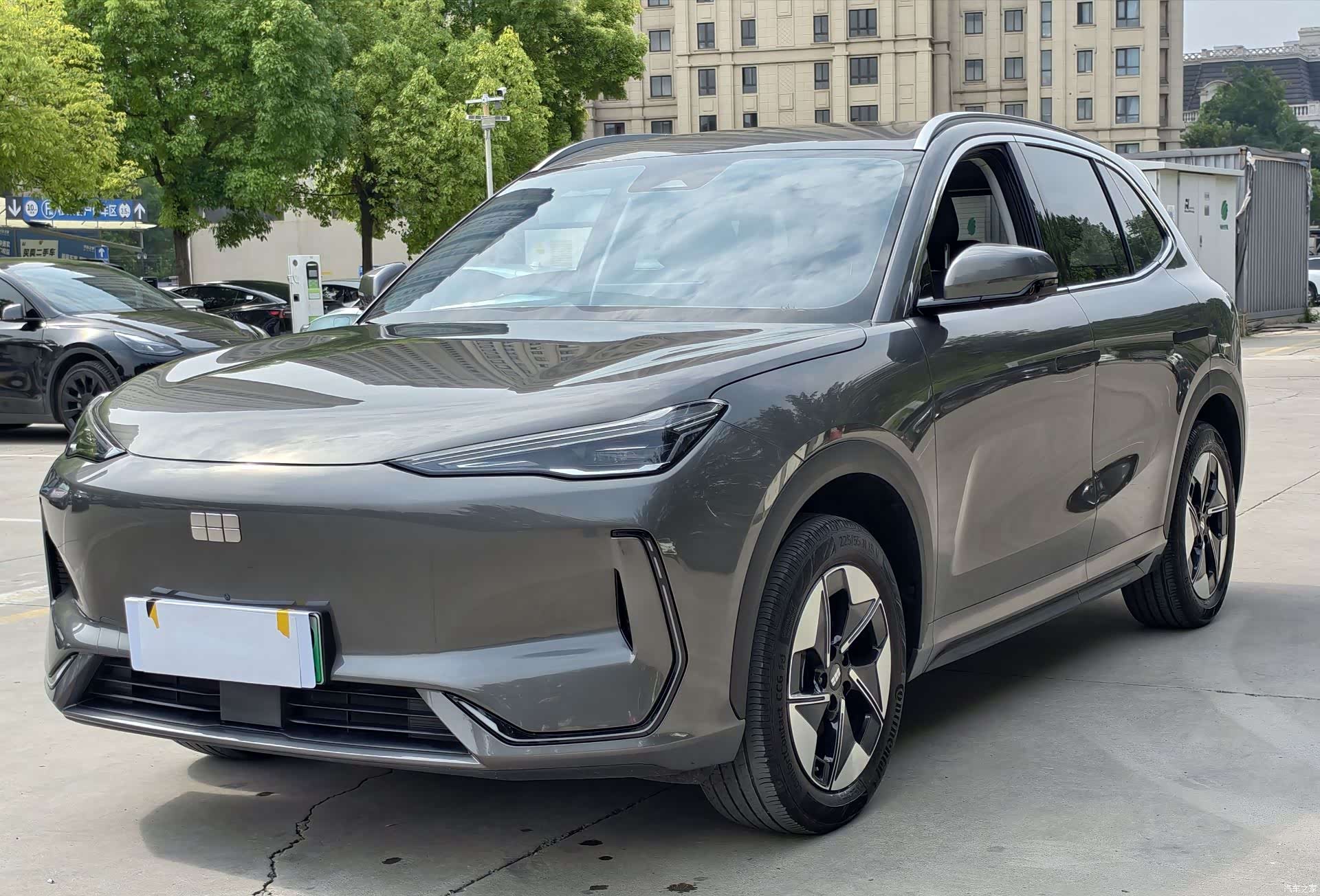 Geely Galaxy E5, 2025 1