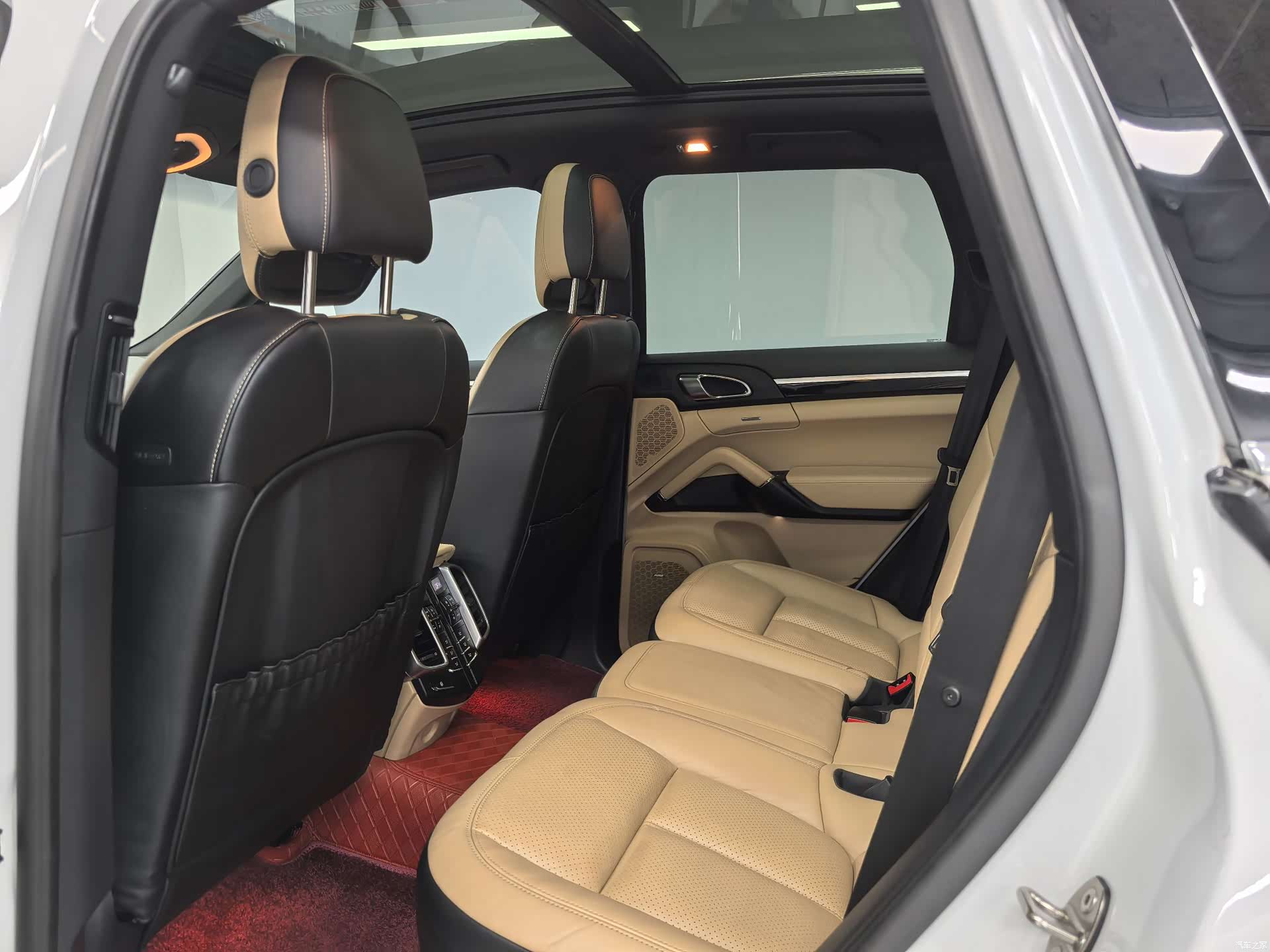 Porsche Cayenne, 2016 6