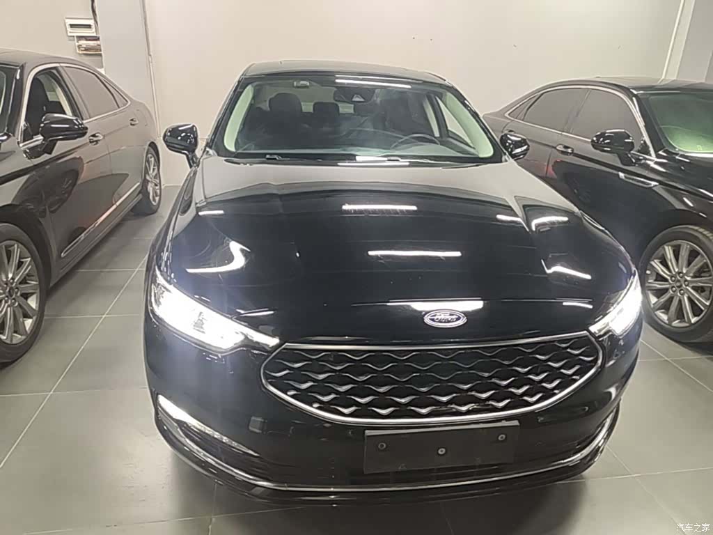 Ford Taurus, 2021 3