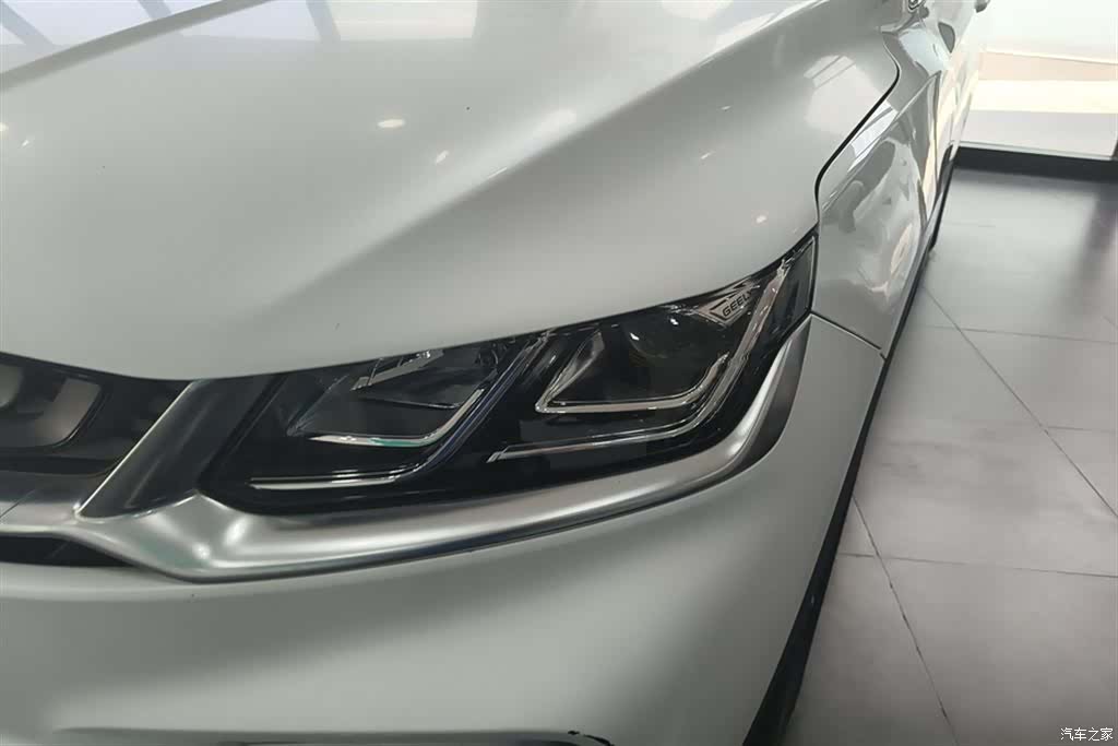 Geely Coolray, 2021 все фото