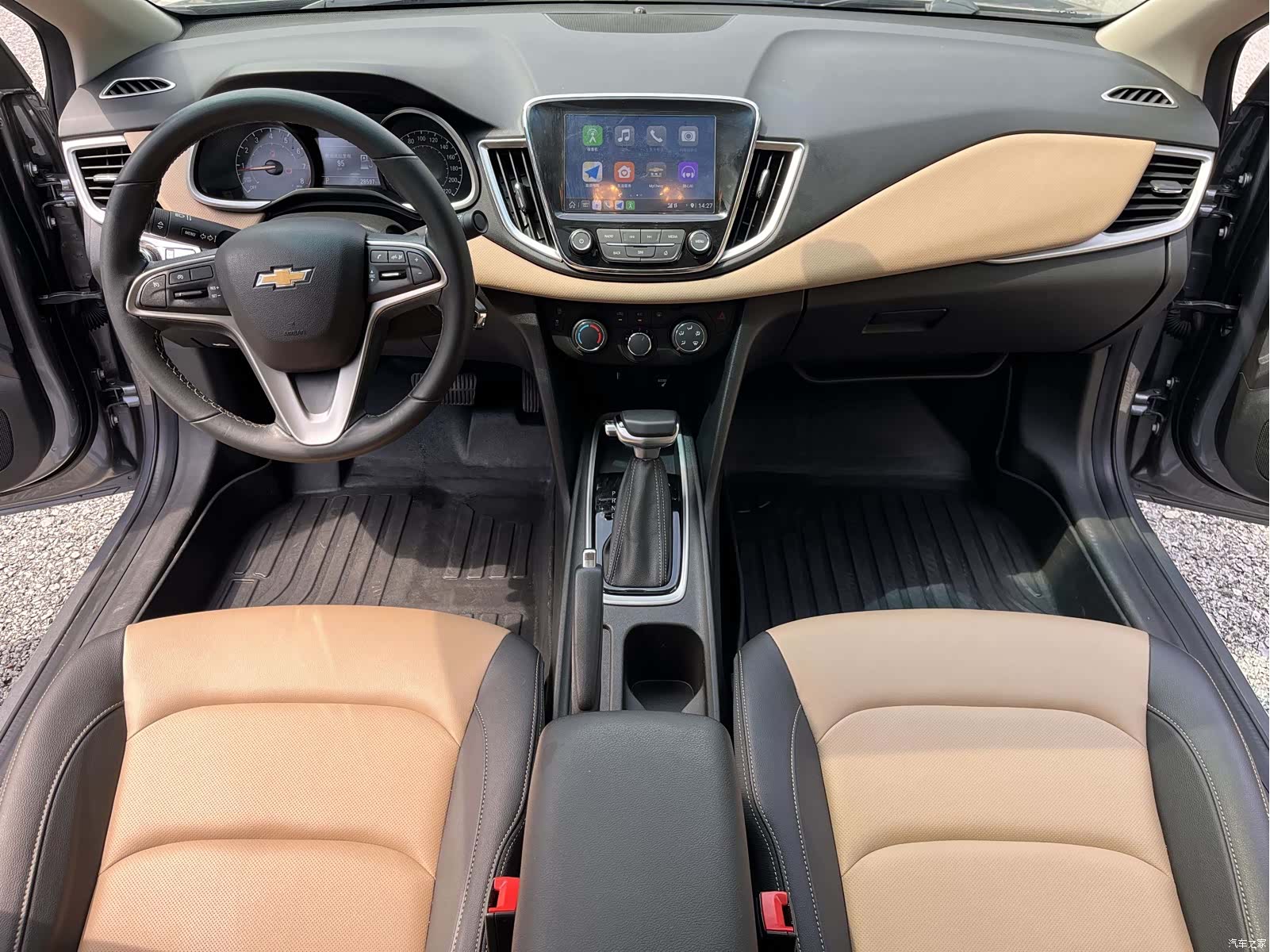 Chevrolet 320, 2022 6