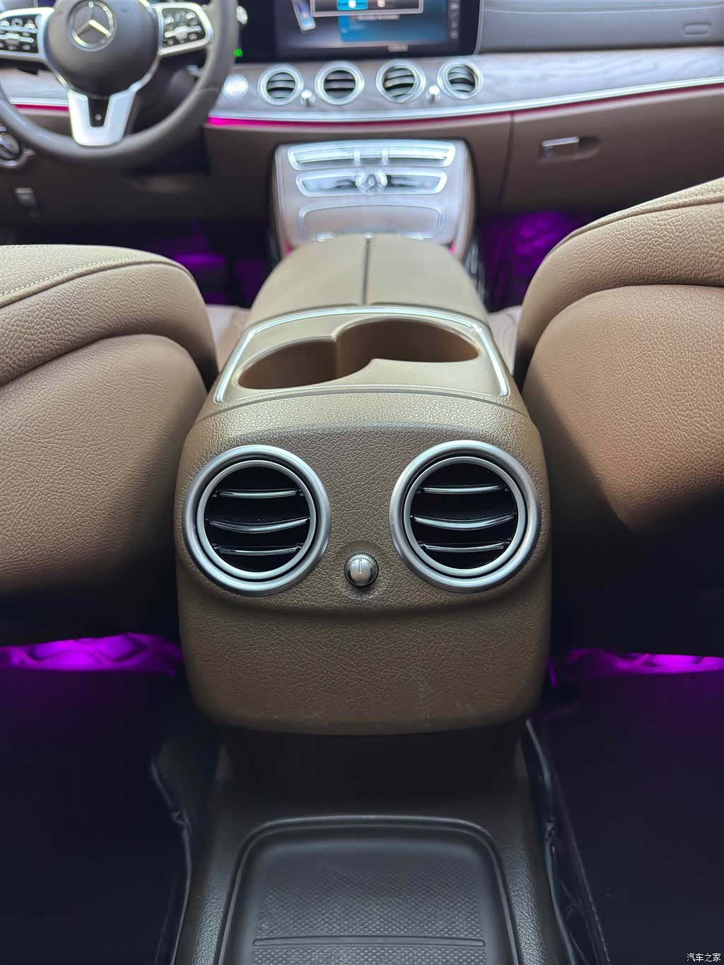 Mercedes-Benz E-Class, 2020 10