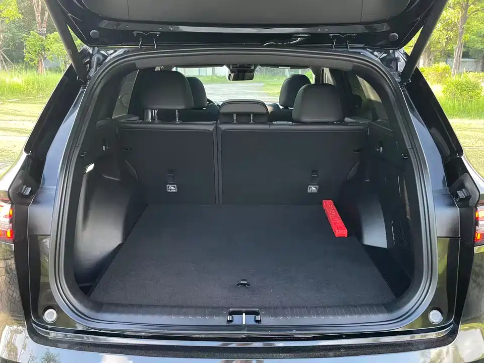 Geely Monjaro