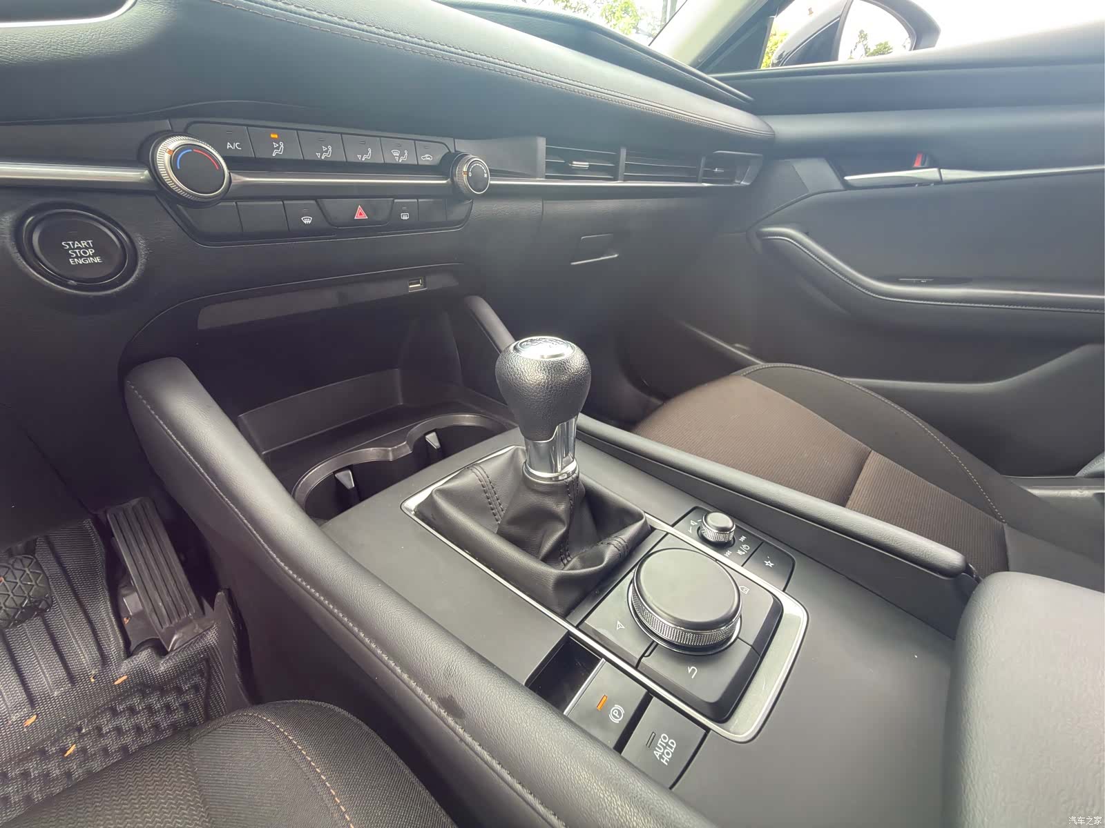 Mazda Mazda3, 2024 17
