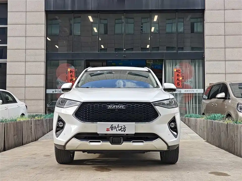 Haval F7