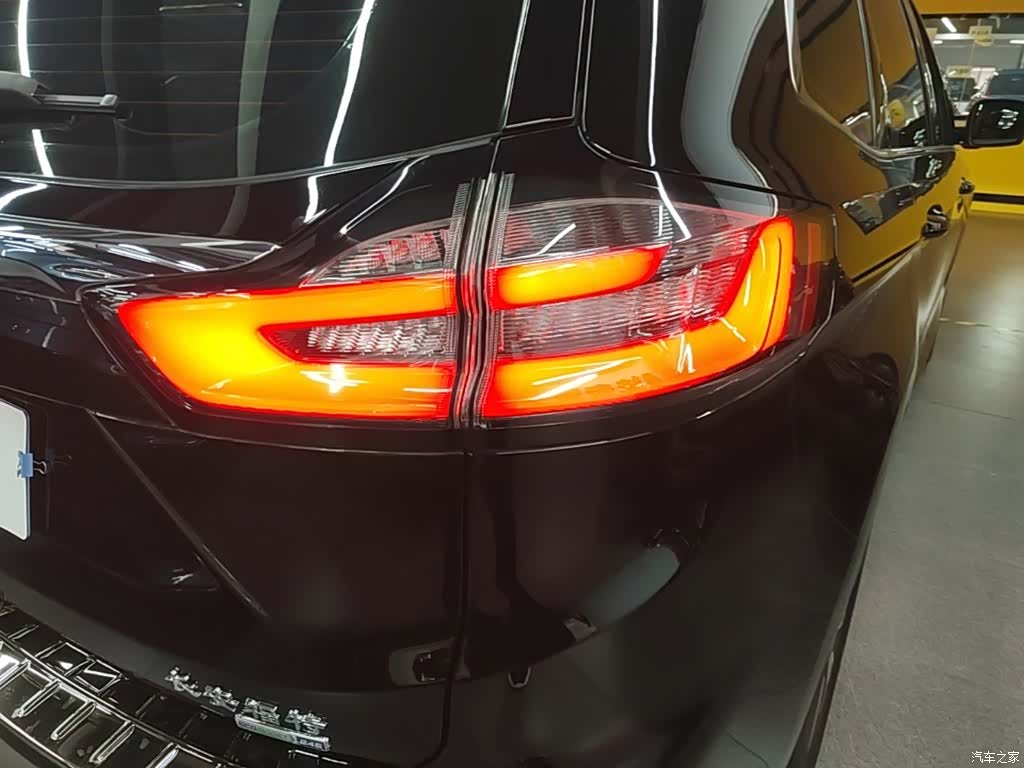 Ford Edge, 2021 8