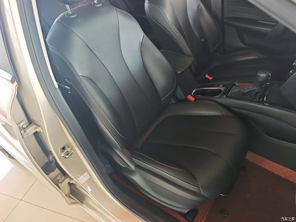 Roewe i5, 2021 25
