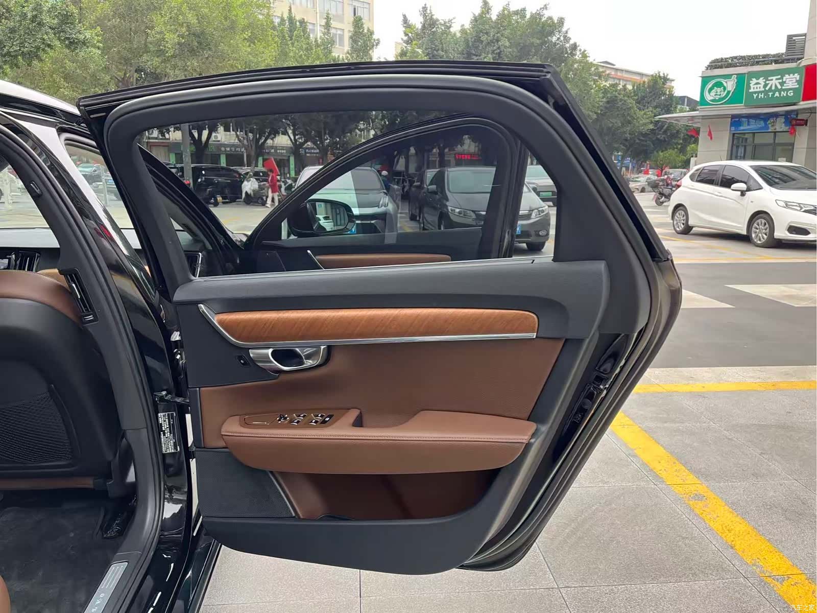 Volvo S90, 2018 19