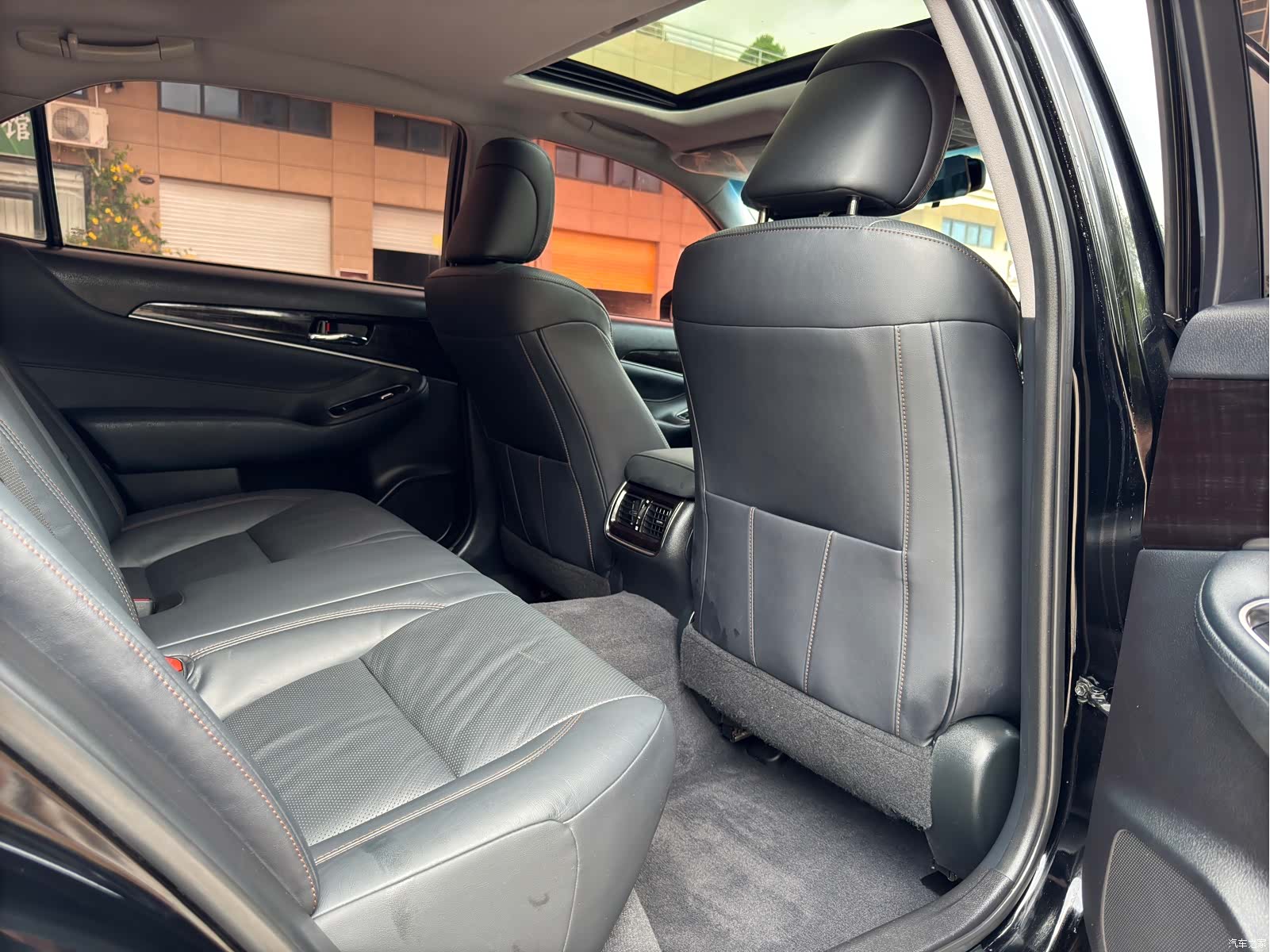 Toyota Crown, 2018 10