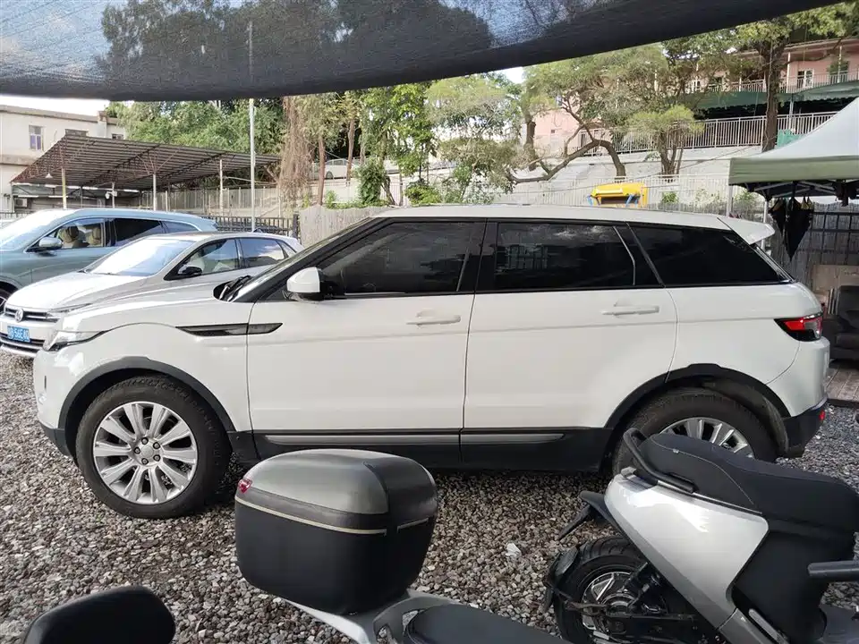 Land Rover Range Rover Aurora