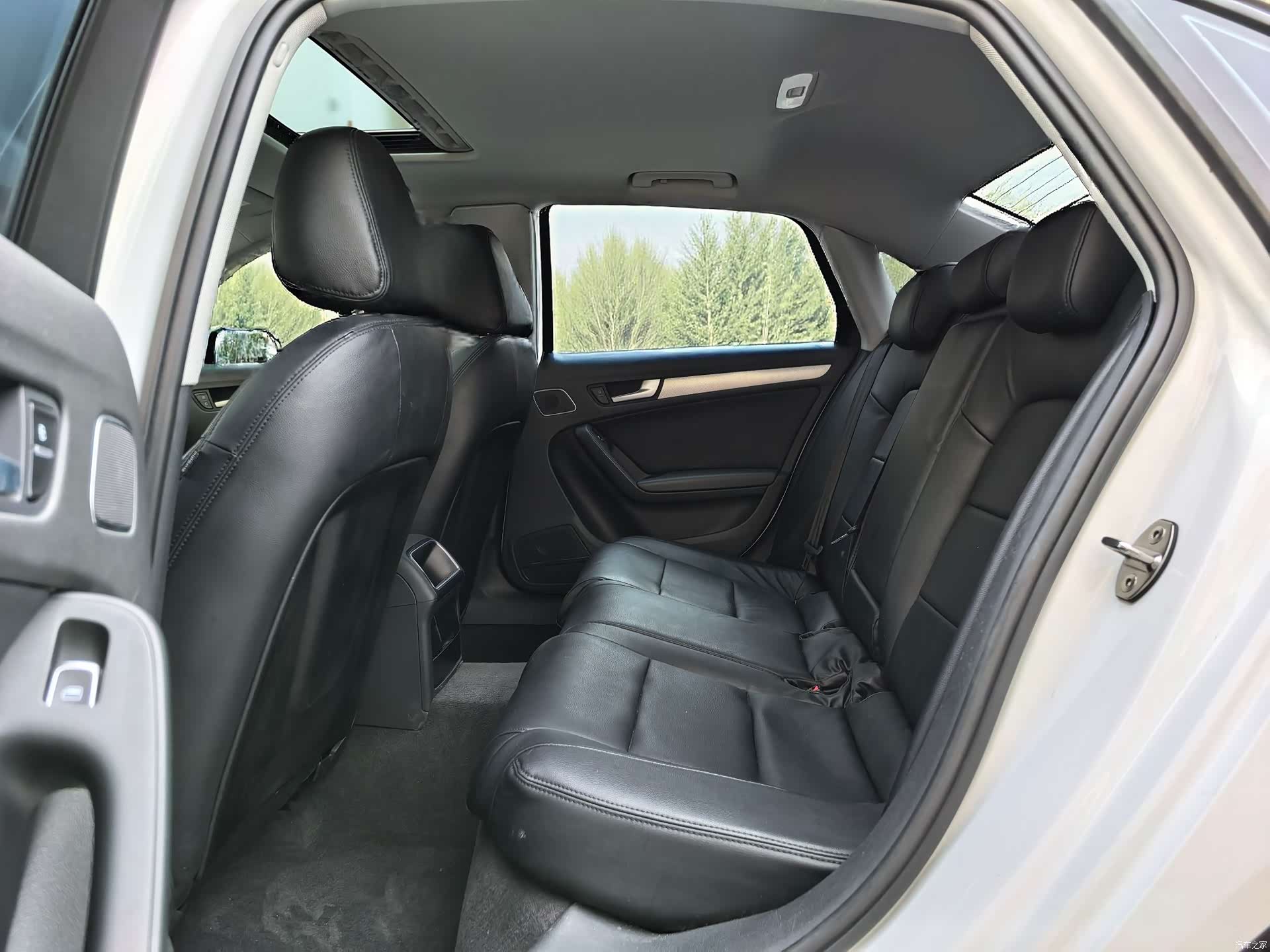Audi A4L, 2016 11