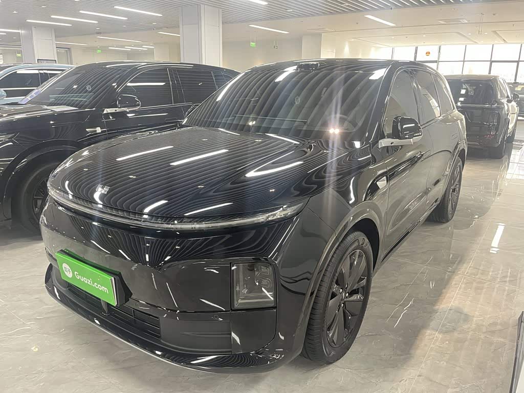 Li Auto L6