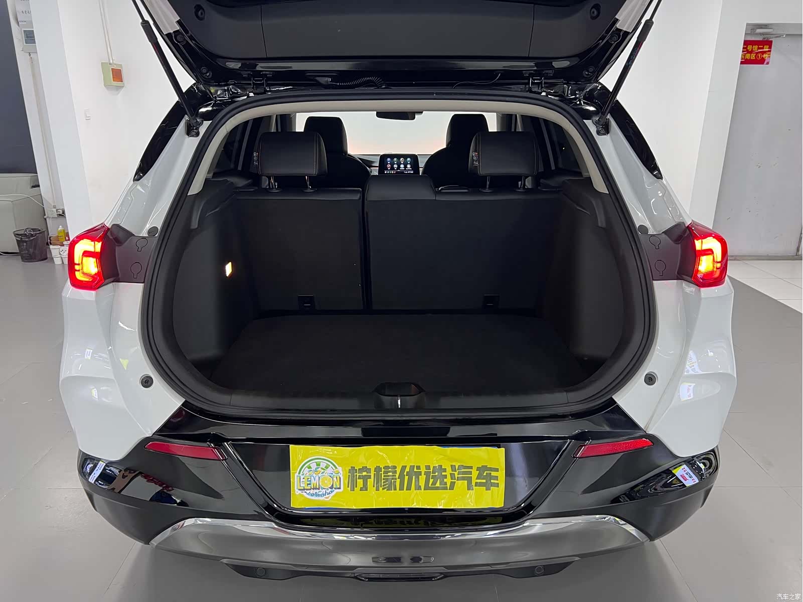 Buick Encore, 2020 13