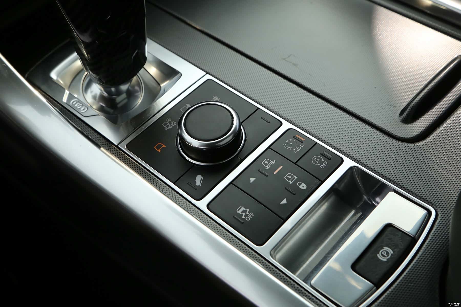 Land Rover Range Rover, 2015 10