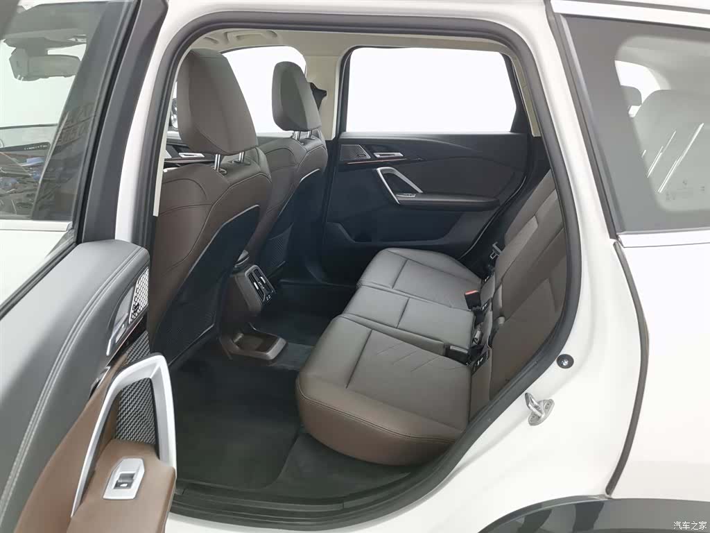 BMW X1, 2024 15