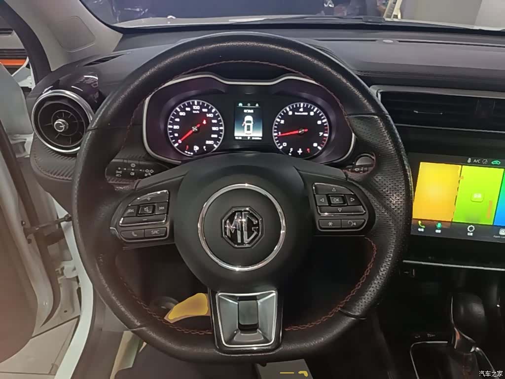 MG ZS, 2022 11