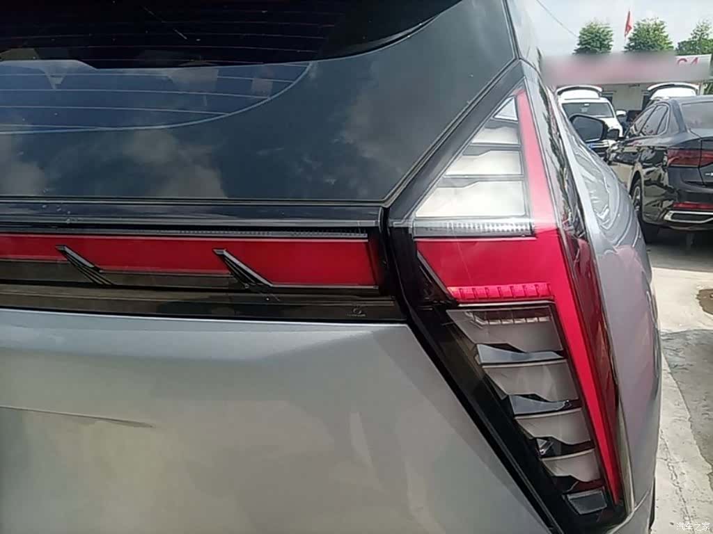 Geely Boyue, 2024 8