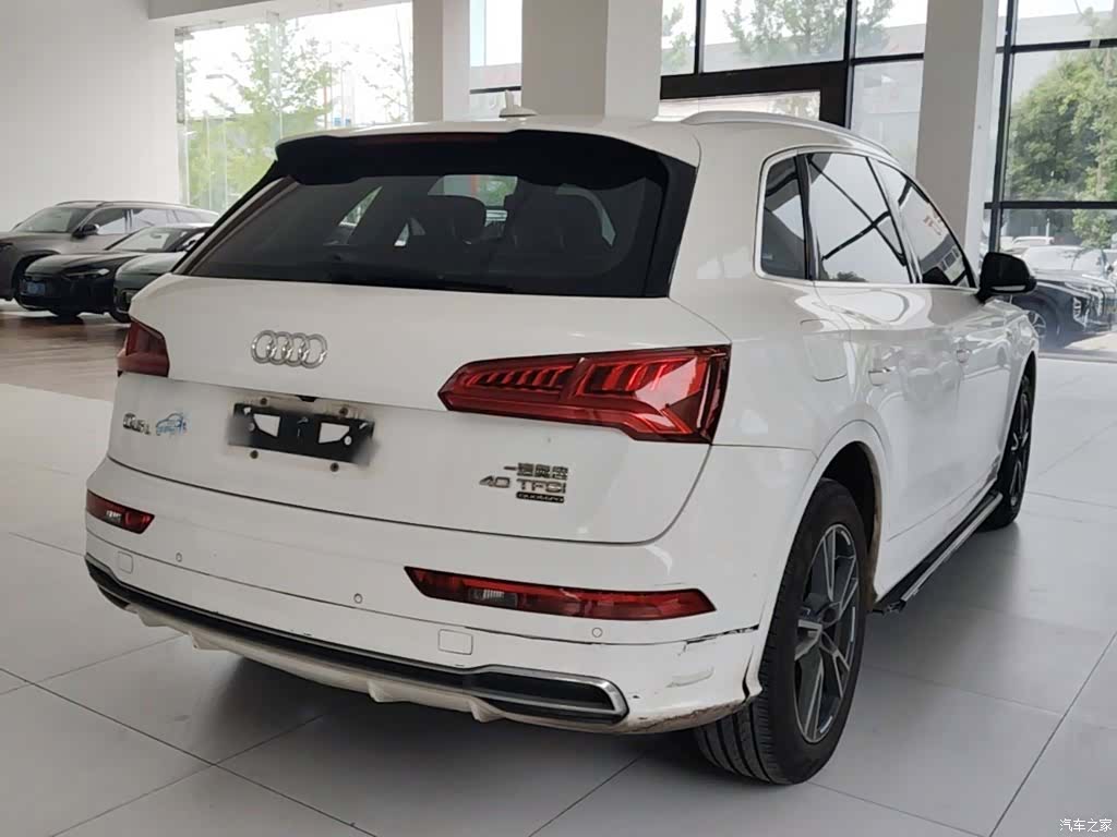 Audi Q5L, 2018 7